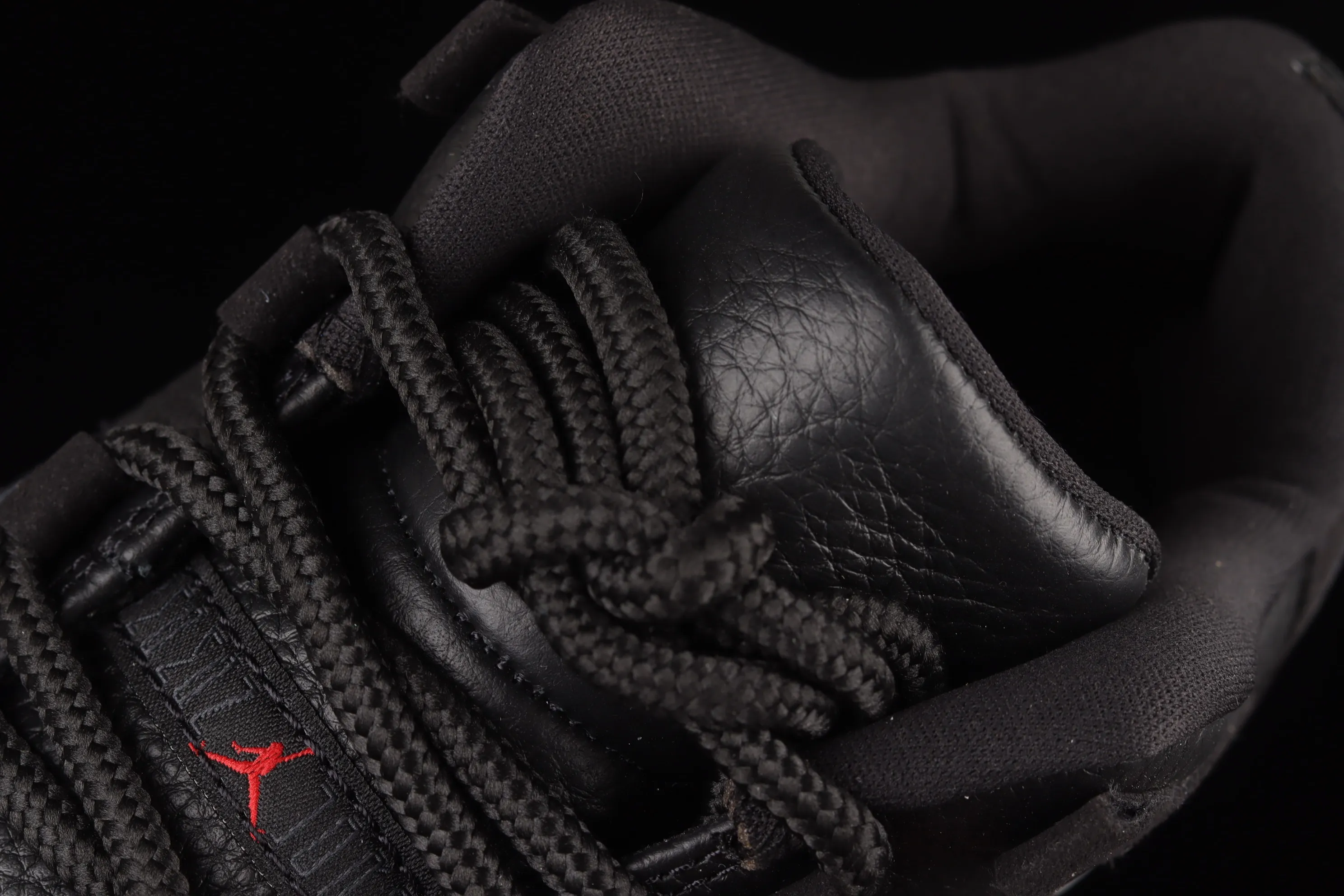 All categories Air Jordan Jordan series basketball shoes Air Jordan 11 pure original version Air Jordan 11 Retro Low "72-10" AJ11 low top devil sports culture basketball shoes AV2187-001